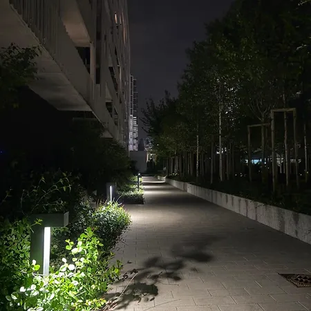 Stacja Wola 公寓 *